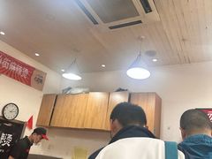 -郭记小街麻辣烫(南小街总店)