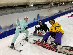 -乔波室内滑雪场