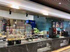 -金马门国际美食百汇(珞喻路店)