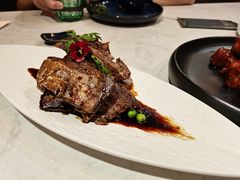 本帮熏鲳鱼-荟廷·晶萃(陆家嘴尚悦湾店)