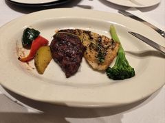 -马克西姆俄罗斯餐厅(通亚街店)