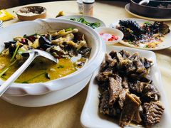 -鲤鱼塘农家山庄