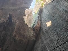 -伍山海滨石窟