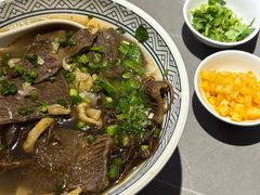 -粉吖吖·邵阳米粉(体育西路店)