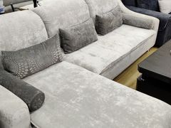 -长虹家具世界(渭水道店)