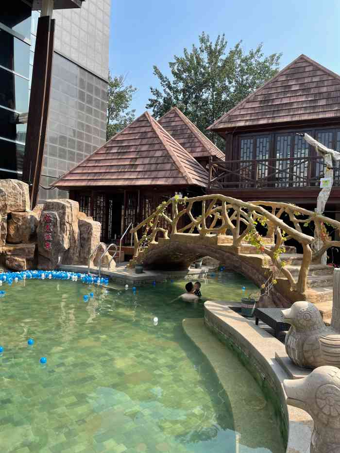 裕龙温泉洗浴-"上个月去的 才来补点评服务态度超级好 .