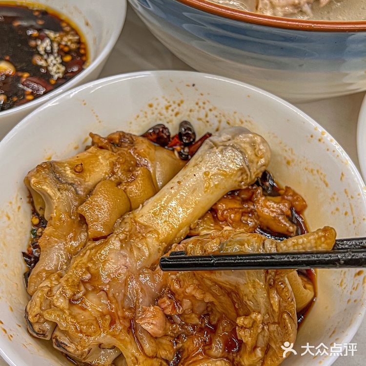 我愿称之为武汉坠好吃猪蹄‼️蘸水一绝