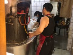 -三兄弟高炉烧饼