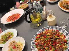 -江宴渔村·鱼鲜土菜(紫荆广场店)