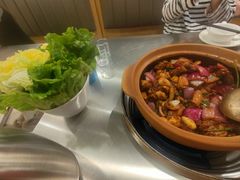-胡须佬鸡煲四季火锅店(石厦西村直营店)