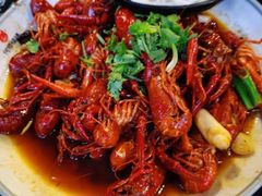 -何师烧烤Pro ·江湖川菜·小龙虾·精酿(太古里旗舰店)