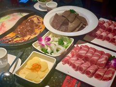 -井格重庆火锅(临平银泰城店)