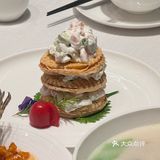 哦莫!发现一家巨大的餐厅別!