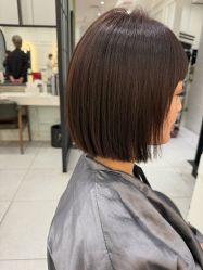 -丁和李朴美发沙龙