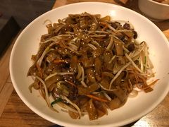 -新澳港式茶餐厅(余姚路店)