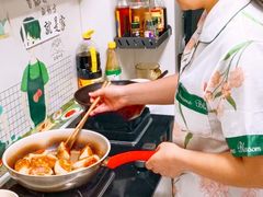 -鲸育宝宝月嫂(徐汇店)
