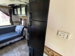 -TIPPI营地 房车主题·露营烧烤团建轰趴(天安假日店)