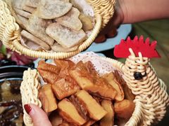 -聚首堂·特色小吃·肘子(什刹海德胜门店)