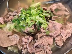 -肖四女乐山跷脚牛肉(南汇大学城生活广场店)