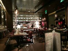 -恰餐厅及酒吧 CHAR Bar & Grill (北京丽都皇冠假日店)