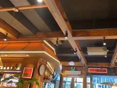 -巴卤社老火锅(财富店)