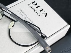 -目艮眼镜SHOWROOM(品牌集合店)