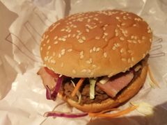 培根蔬萃双层牛堡-麦当劳(西单明珠店)