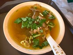 牛肉粉丝汤-哑巴生煎(临顿路店)