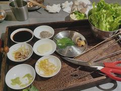 -围炉肉舍丹东海鲜烤肉·烤活鳗(步行街店)