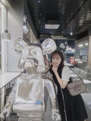 -桃桃屿·潮牌酷银(世纪荟店)