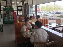 大堂-西部范小生鲜炒大盘鸡(渭南店)