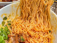 -李与白包子铺(桐梓林店)