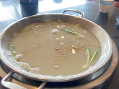 -老来福·非遗酸汤兔(凯旋路店)