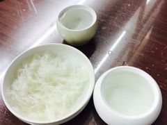 -燕庭·纯燕窝·甜品下午茶(南京西路店)
