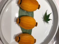 猫山王榴莲酥-东富酒家(龙湖西溪天街店)