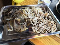 -金鼎雪山牦牛杂火锅(理县总店)