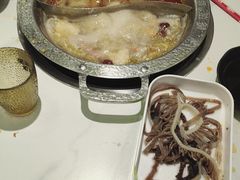 -嘎琉鲜切牛肉自助火锅