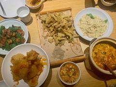 -关东小磨东北菜(上海长风大悦城店)