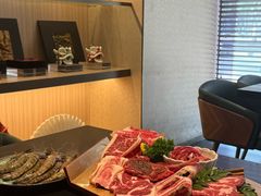 -铭牛烧肉·和牛海鲜自助(高新月牙湖店)