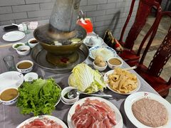 -鑫龙火锅城(环山路店)