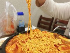 -贵宾庄炸酱面·韩式料理(高区店)
