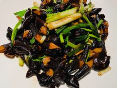 葱爆鸡枞菌-民国红公馆·秦淮八艳(夫子庙店)