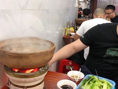 -威邵鸡煲(西华路总店)