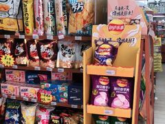 零售区-全家便利店(东直门店)
