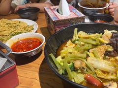 -万记麻辣烫国展总店