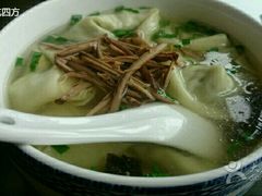 -笑来喜馄饨小笼工坊店(湖滨街店)