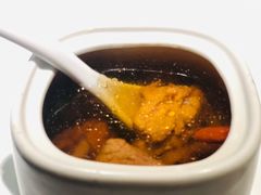 姬松茸老鸡汤-汤城小厨•粤菜•靓汤(金宝街店)