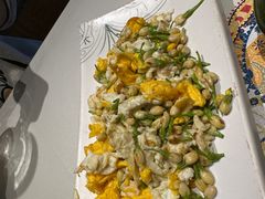 -云海肴·汽锅鸡·云南菜(天山百盛优客店)