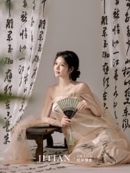 点击看大图 -专注孕妇照亲子照·纪田摄影