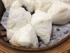 蜜汁叉烧包-赏点粤式点心(广州塔店)
